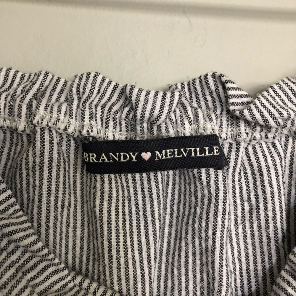 Brandy Melville Theia Top - Picture 4 of 4